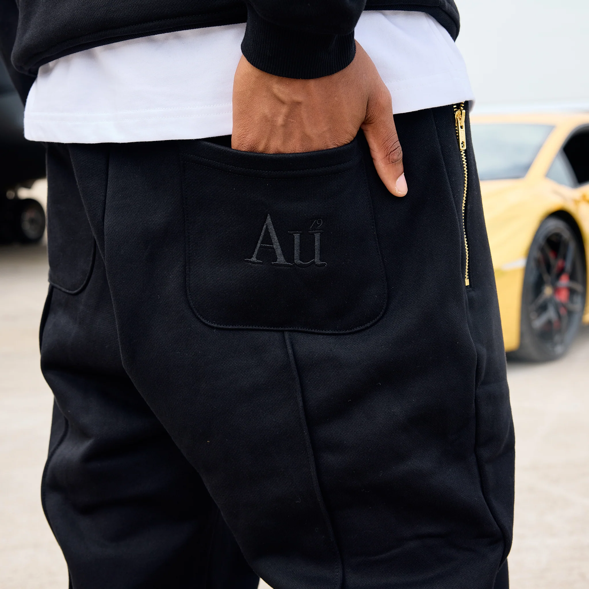 Au Signature Sweatpant - Black - Image 4