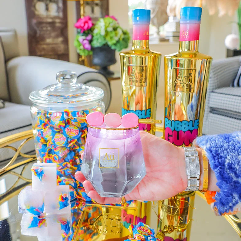Au Vodka Bubblegum 700ml - Image 3