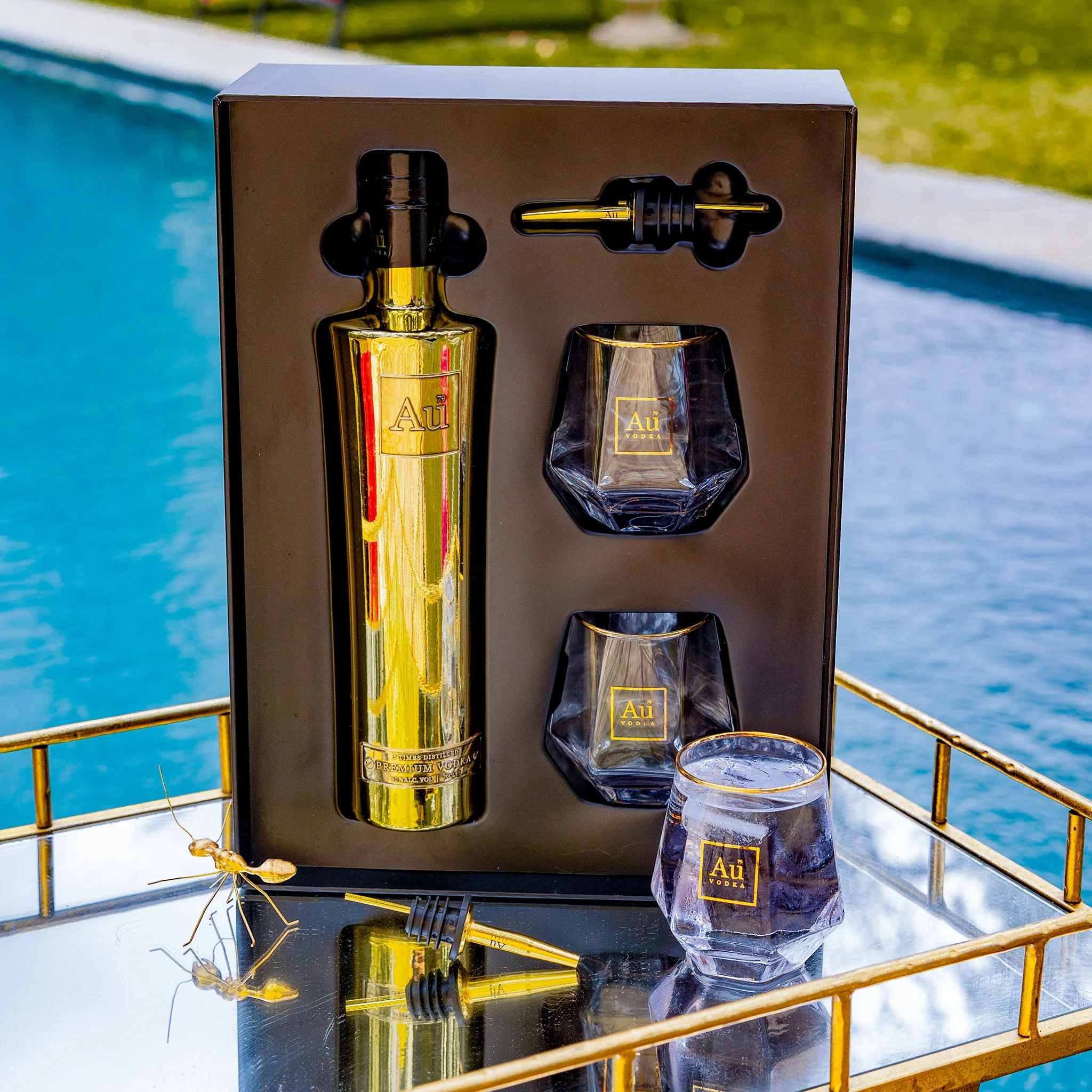 Au Vodka Gift Pack - Image 7