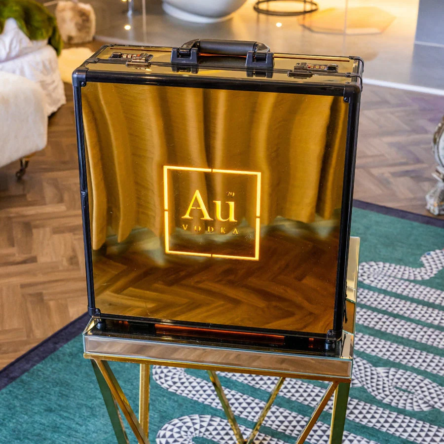 Au Vodka Light Up Case - Image 7