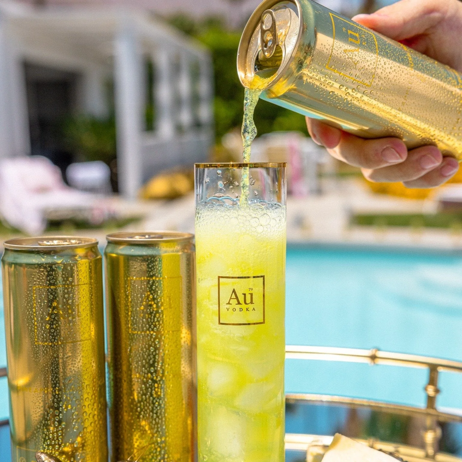 Au Vodka Pineapple Crush Cocktail Cans - 24 Pack - Image 9